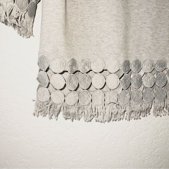 Lili Sidonio x Molly Bracken Gray Cut Out Fringe Top‎ Size Small - Picture 2 of 6